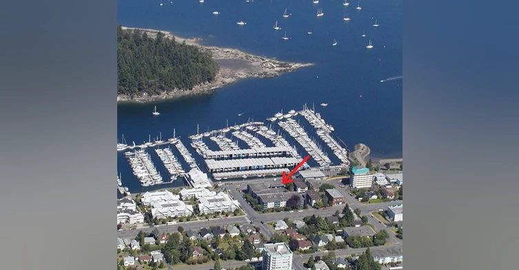 404-450 Stewart Avenue, Nanaimo, BC, V9S 5E9