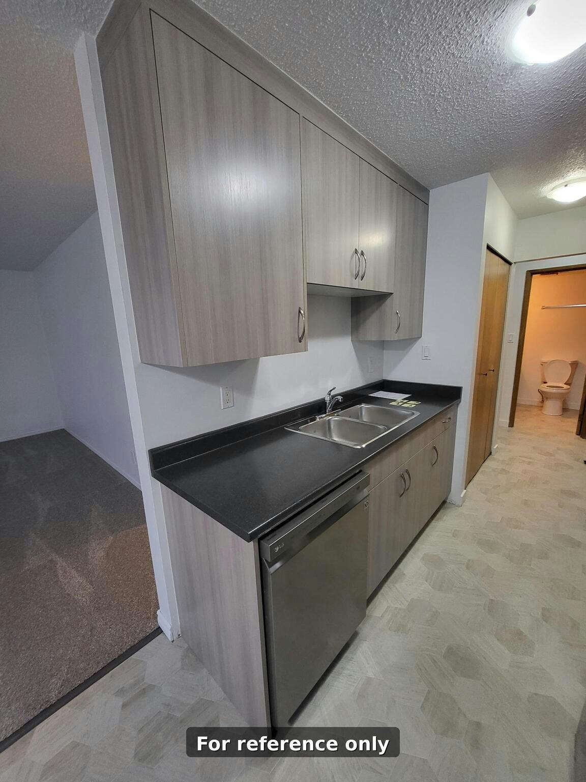111-2460 Glen Eagle Crescent, Nanaimo, BC, V9T 5V4 - 3