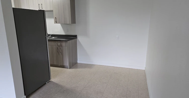 306-2460 Glen Eagle Crescent, Nanaimo, BC, V9T 5V4 - 3