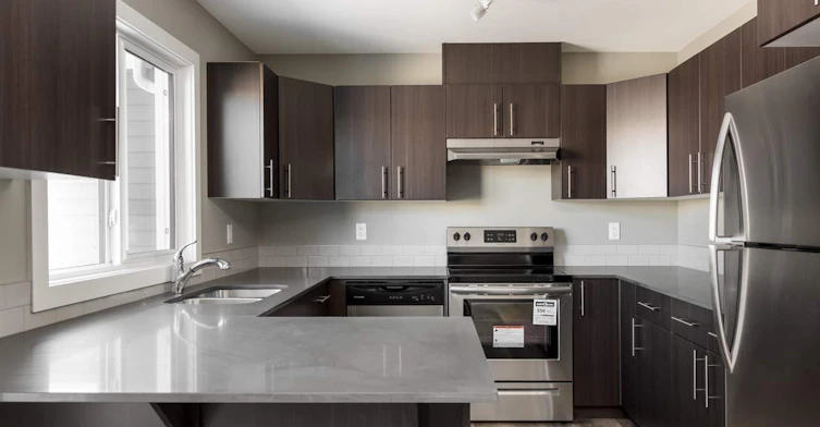 401 Athabasca Avenue, Fort Mcmurray, AB, T9J 1H4 - 53