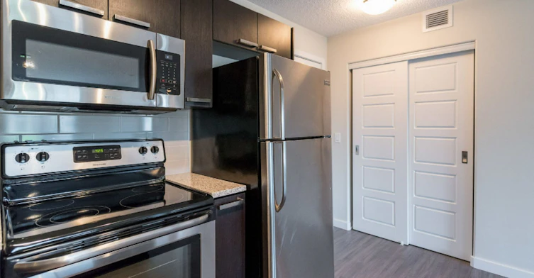 14808 125 Street Northwest, Edmonton, AB, T5X 2X2 - 8