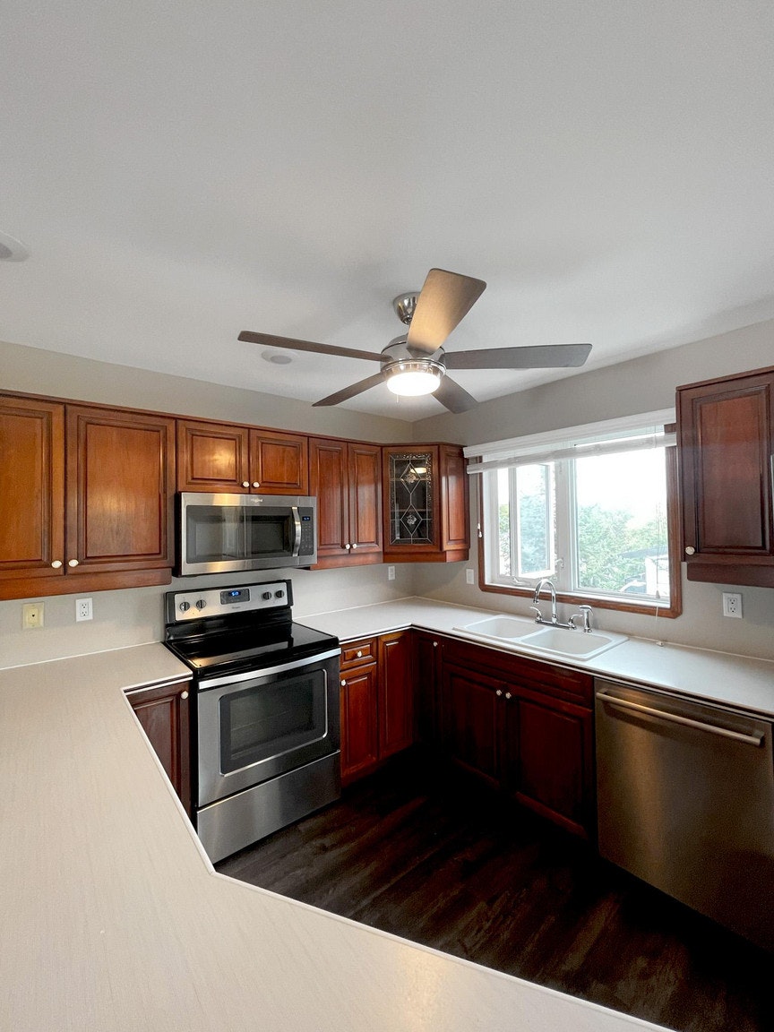 7-10008 86 Avenue, Edmonton, AB, T6E 2L9 - 8