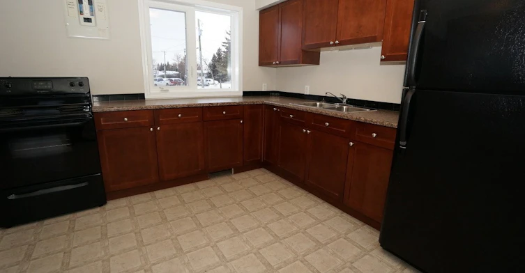 305 5 Street, Wainwright, AB, T9W 1A4 - 4