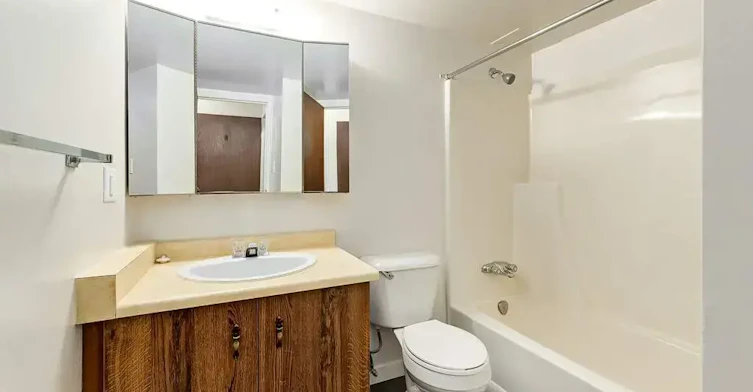 102-407 5 Avenue SE, Medicine Hat, AB, T1A 8C2 - 7