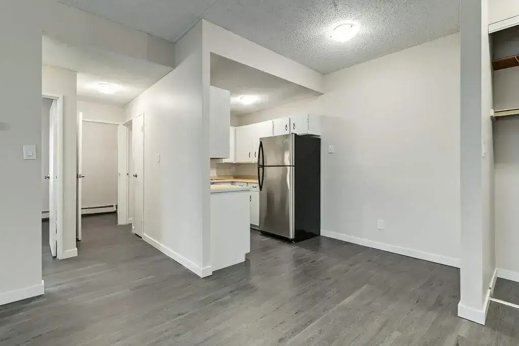 102-407 5 Avenue SE, Medicine Hat, AB, T1A 8C2 - 6