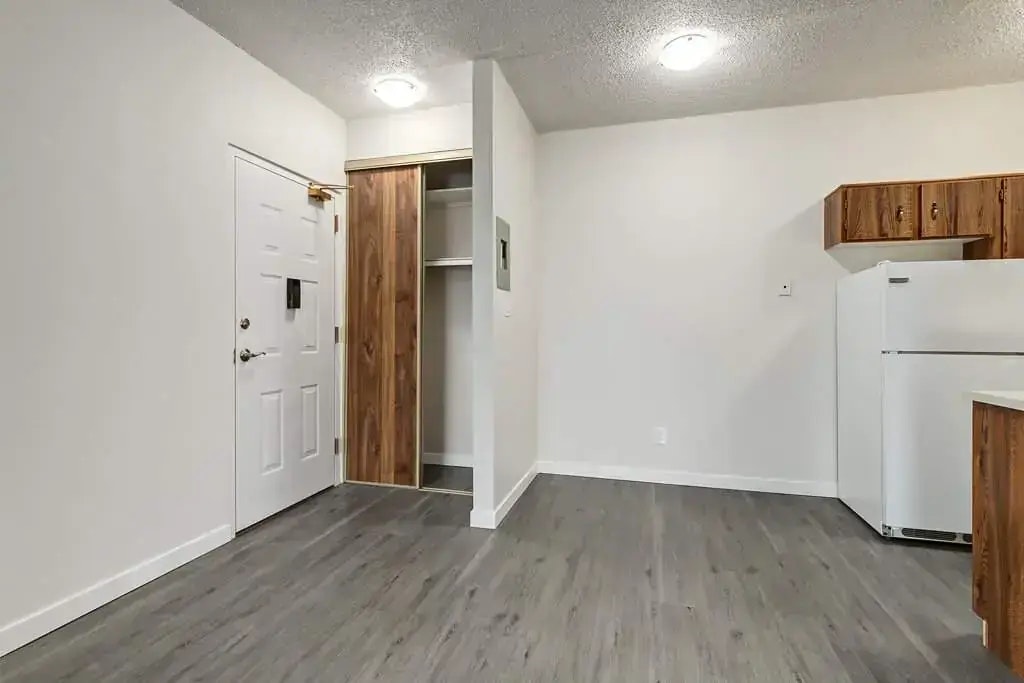 102-407 5 Avenue SE, Medicine Hat, AB, T1A 8C2 - 21