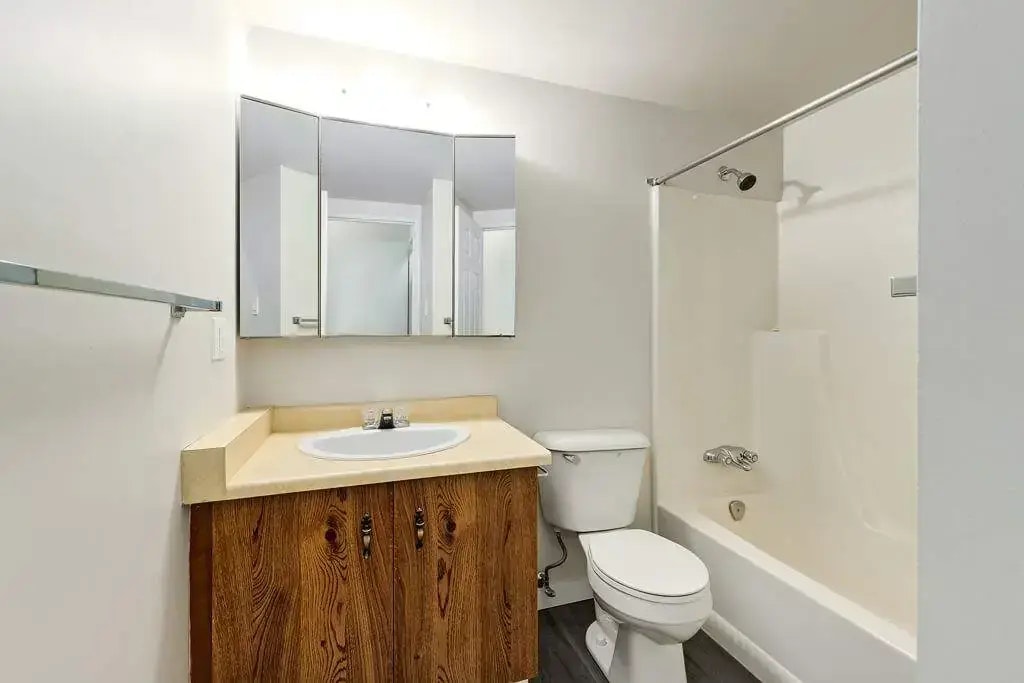 102-407 5 Avenue SE, Medicine Hat, AB, T1A 8C2 - 30
