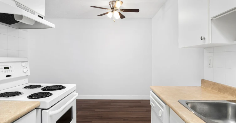0407-4390 Grange Street, Burnaby, BC, V5H 1P6 - 6