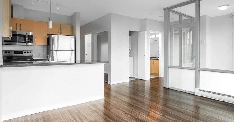2407-1529 West Pender Street, Vancouver, BC, V6G 3J3 - 13