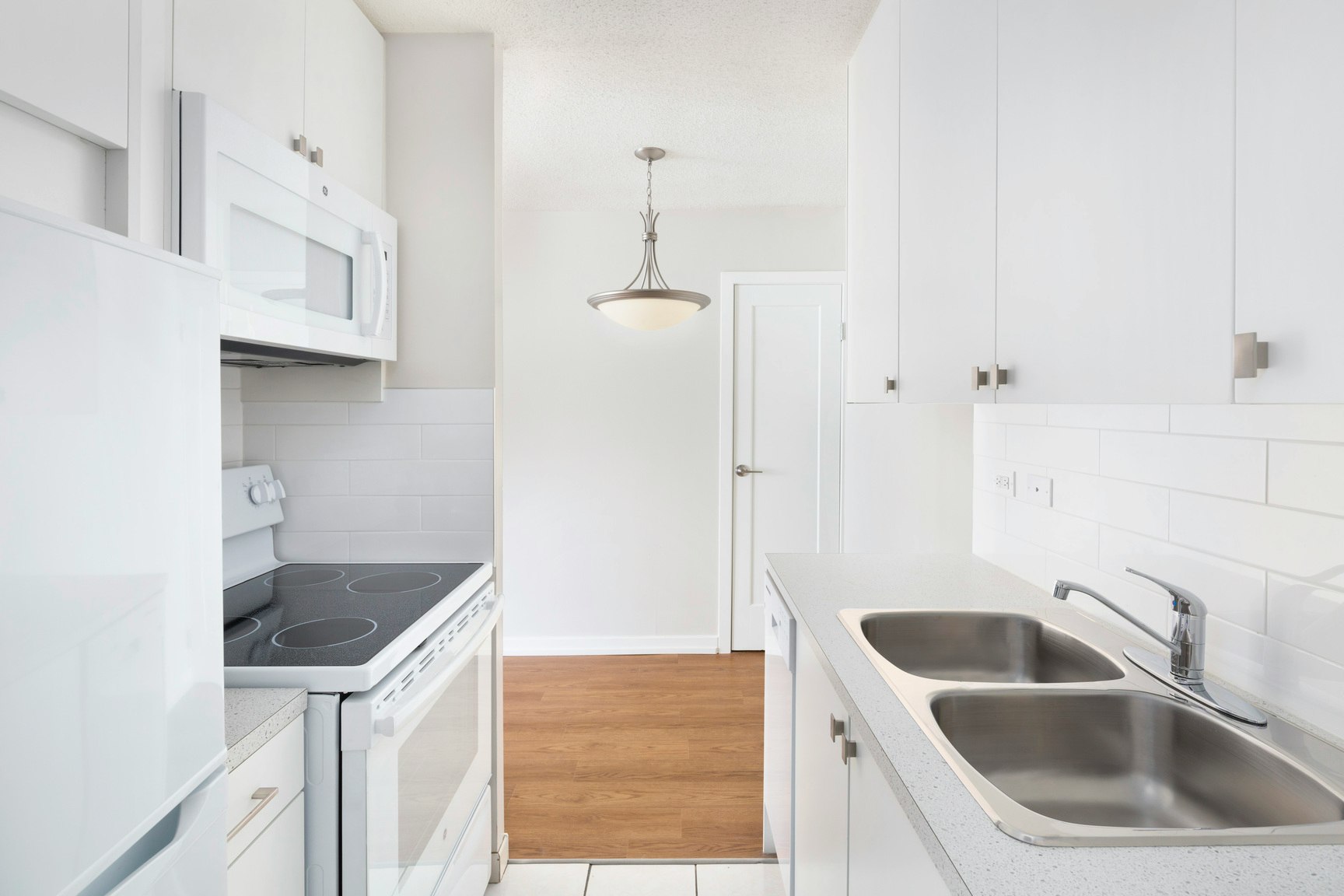 0414-609 8th Street SW, Calgary, AB, T2P 2A6 - 4