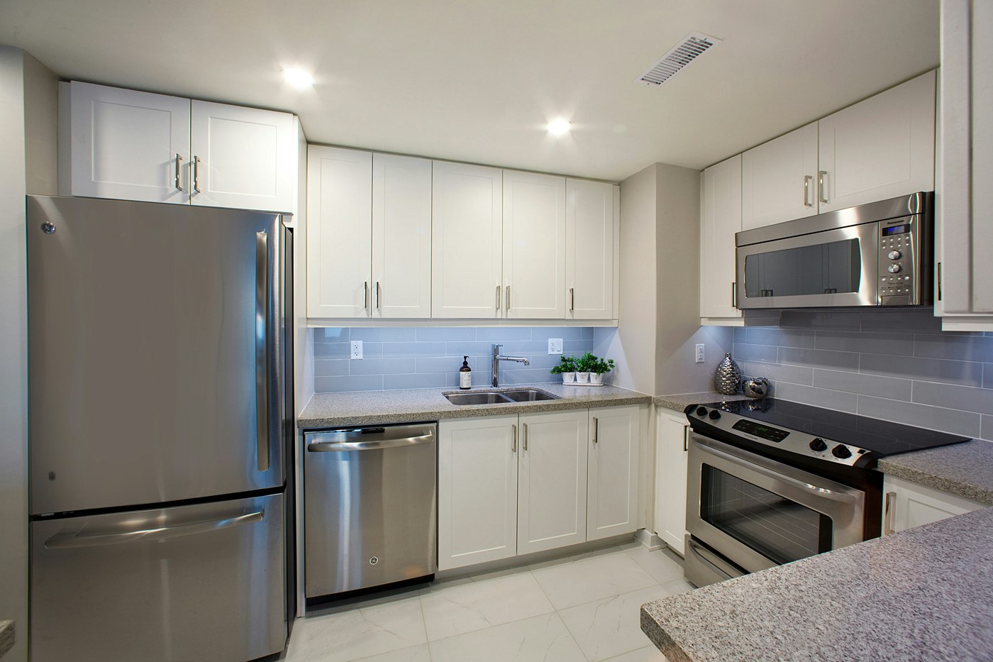 0402-57-53 Widdicombe Hill Boulevard, Toronto, ON, M9R 1Y3 - 7