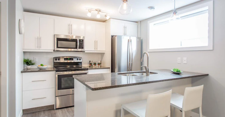 4416B-4418 James Hill Road, Regina, SK, S4W 0E5 - 3
