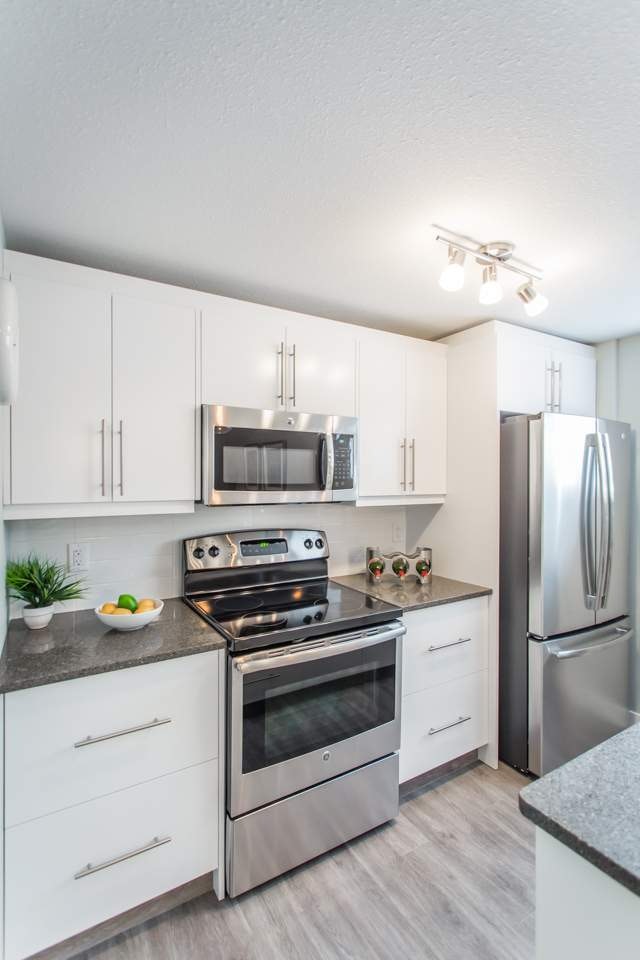 4416B-4418 James Hill Road, Regina, SK, S4W 0E5 - 5