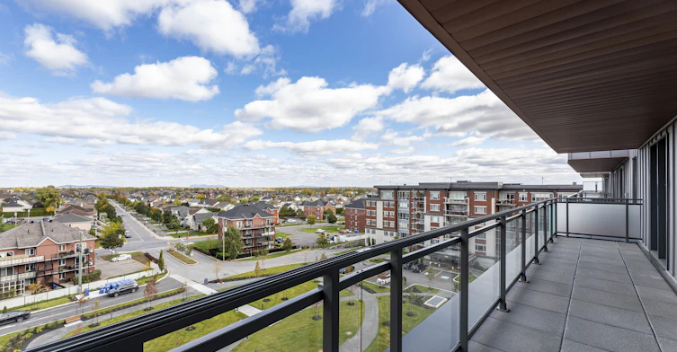 200 Avenue Dijon, Candiac, QC, J5R 0L9 - 6