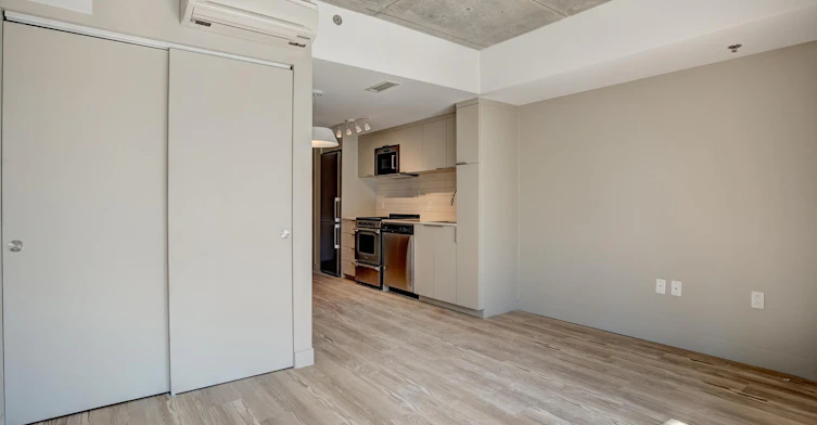1020 De Bleury Rue, Montréal, QC, H2Z 0C2 - 35