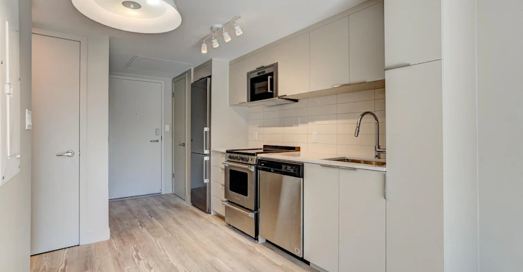 1020 De Bleury Rue, Montréal, QC, H2Z 0C2 - 34