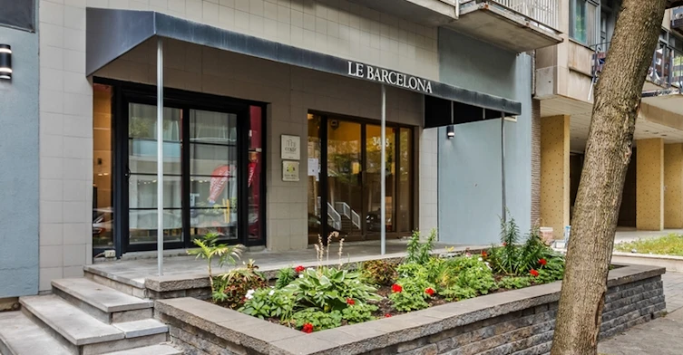 3465 Hutchison Street, Montréal, QC, H2X 2G3