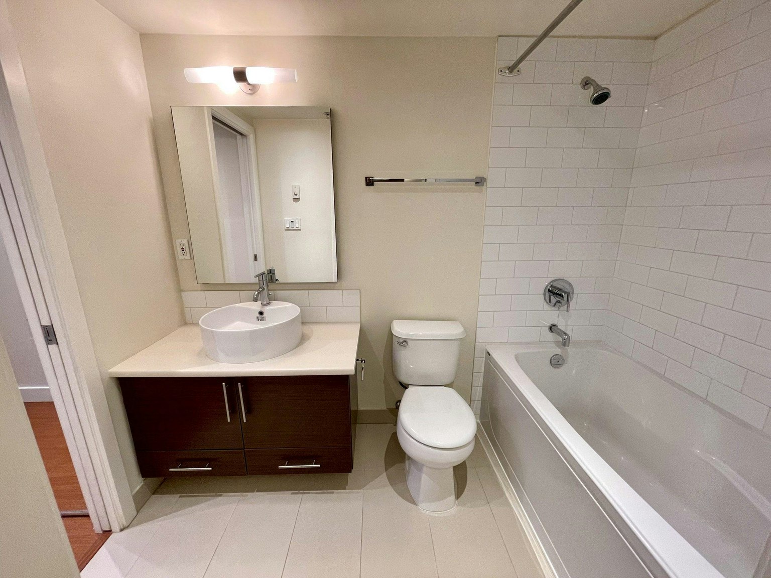 218-4453 Main Street, Vancouver, BC, V5V 0A2 - 9