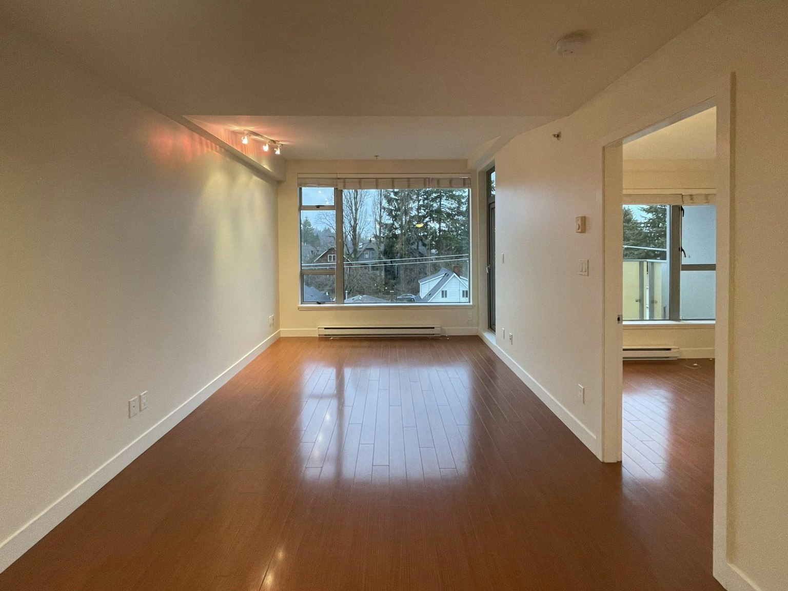 218-4453 Main Street, Vancouver, BC, V5V 0A2 - 5