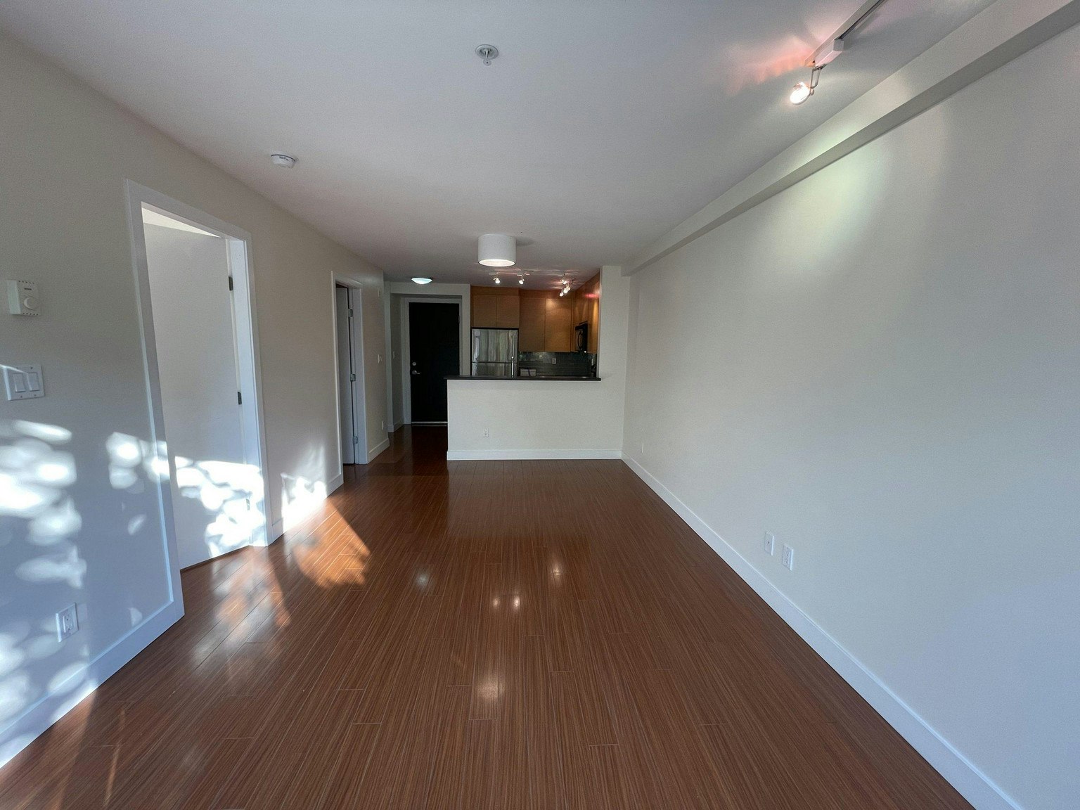 210-4453 Main Street, Vancouver, BC, V5V 0A2 - 9