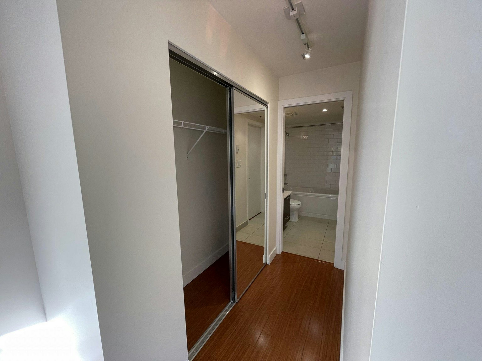 210-4453 Main Street, Vancouver, BC, V5V 0A2 - 17