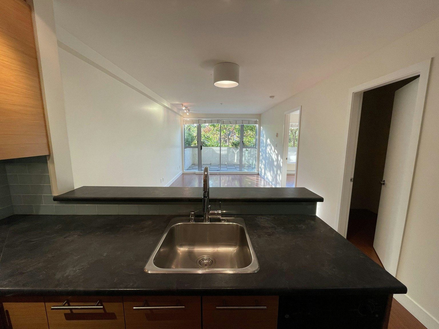 210-4453 Main Street, Vancouver, BC, V5V 0A2 - 5