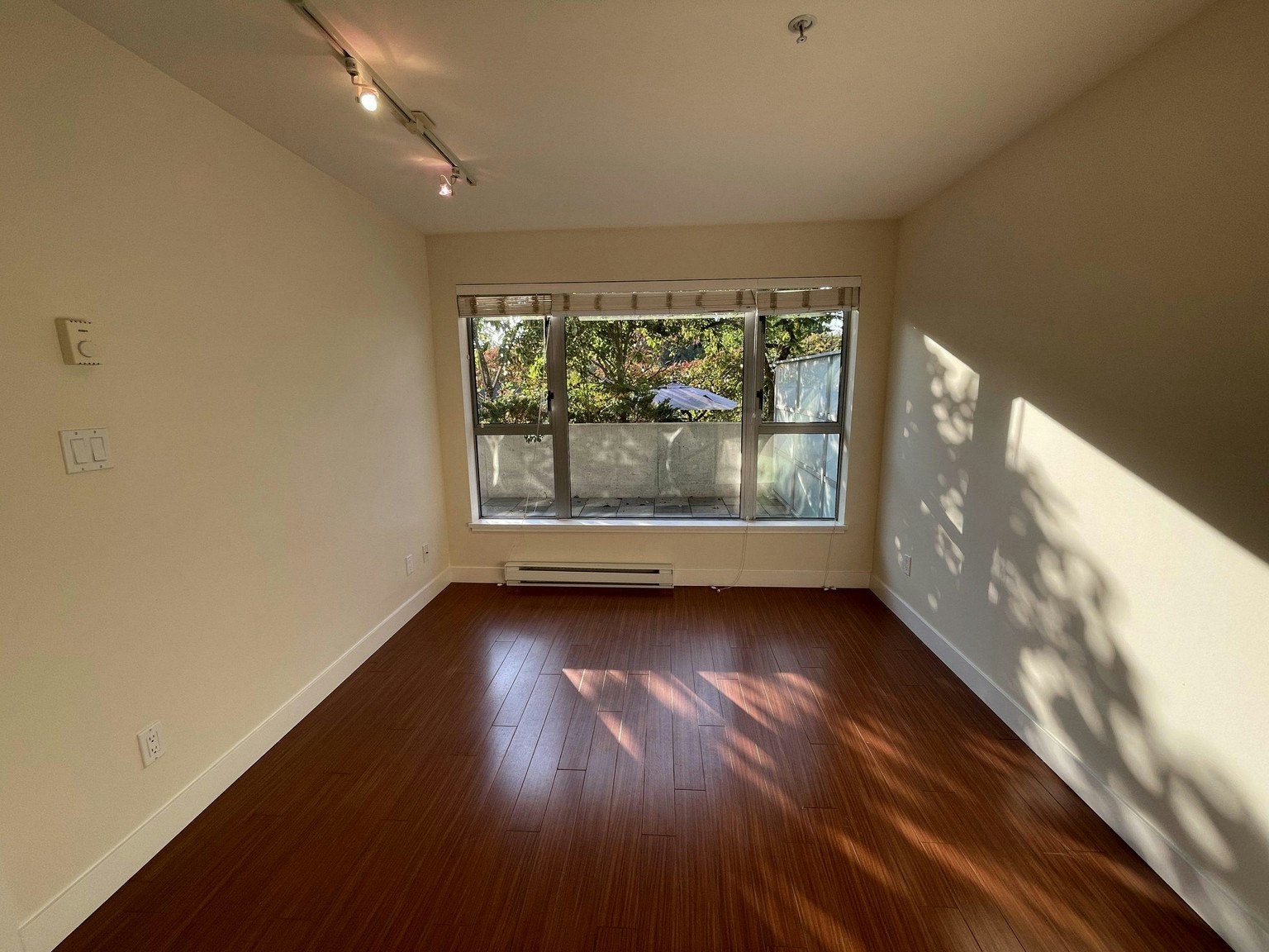 210-4453 Main Street, Vancouver, BC, V5V 0A2 - 16