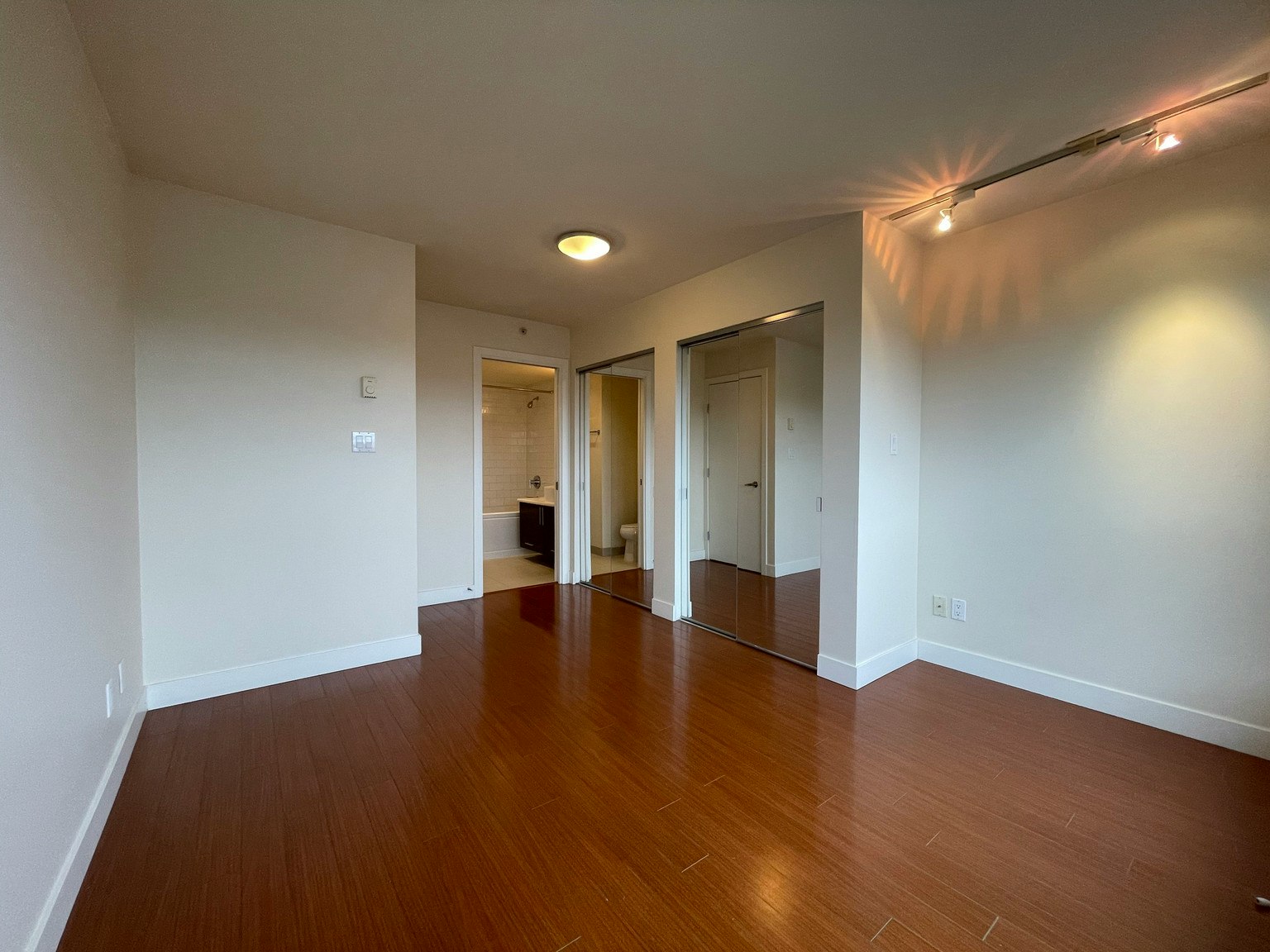 402-4453 Main Street, Vancouver, BC, V5V 0A2 - 14