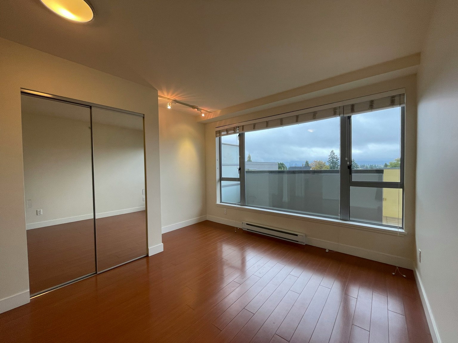 402-4453 Main Street, Vancouver, BC, V5V 0A2 - 13