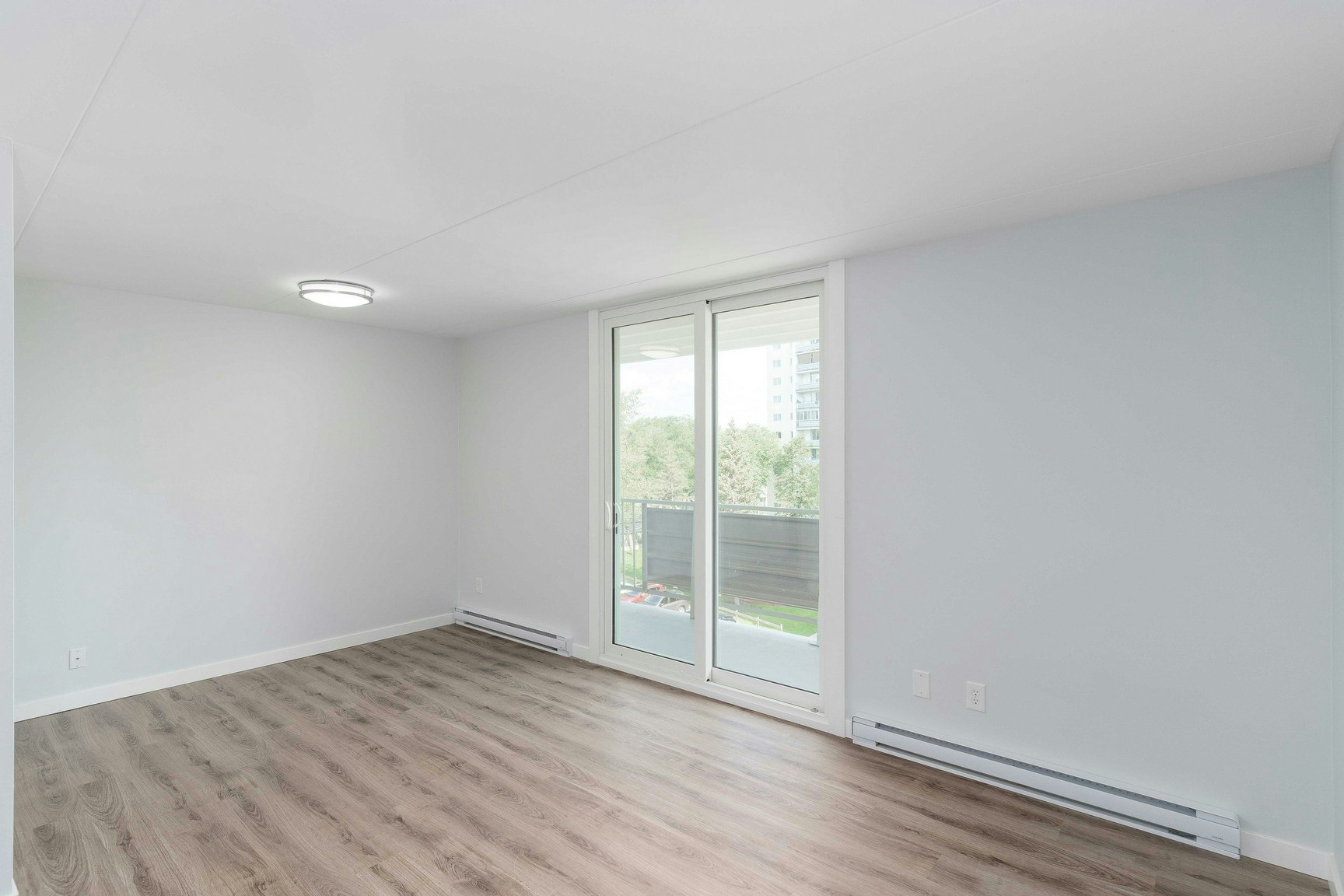 0212-1590 Henderson Highway, Winnipeg, MB, R2G 2B8 - 4