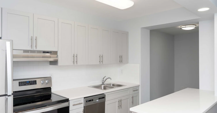 1002-1590 Henderson Highway, Winnipeg, MB, R2G 2B8 - 14
