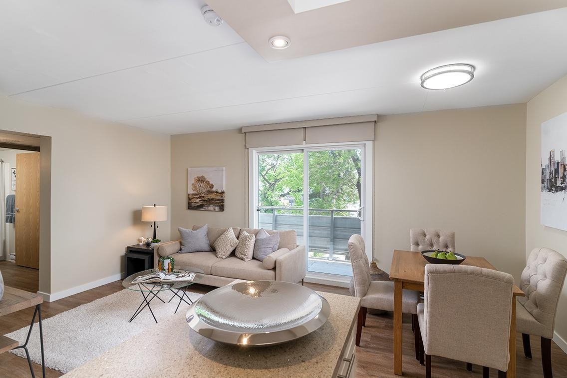 0215-1100 Henderson Highway, Winnipeg, MB, R2G 1L2 - 6