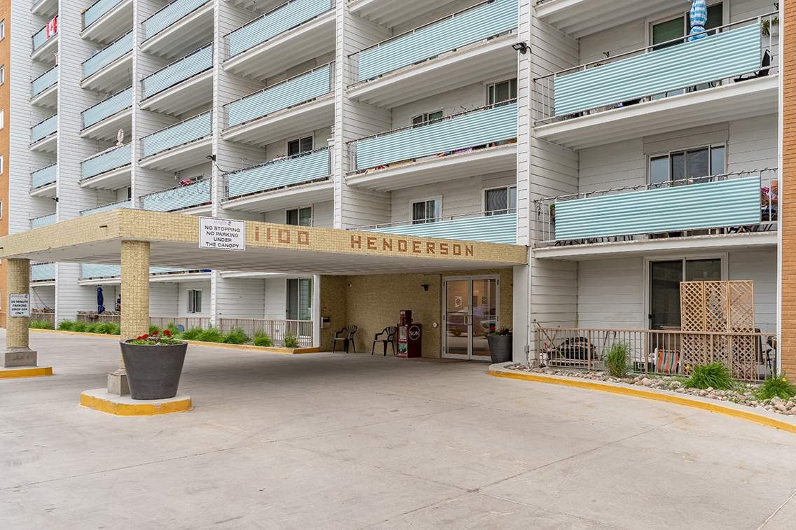 0405-1100 Henderson Highway, Winnipeg, MB, R2G 1L2 - 2