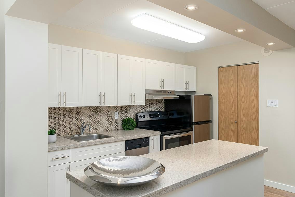 0407-1100 Henderson Highway, Winnipeg, MB, R2G 1L2 - 9