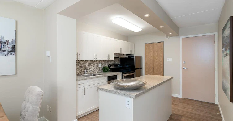 1001-1100 Henderson Highway, Winnipeg, MB, R2G 1L2 - 13