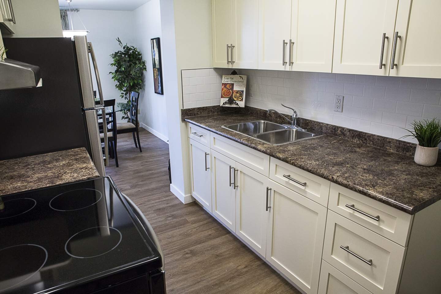 0103-415 Edison Avenue, Winnipeg, MB, R2G 0M3 - 25