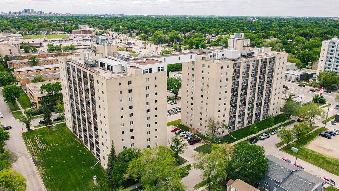 0504-220 Oakland Avenue, Winnipeg, MB, R2G 3G7