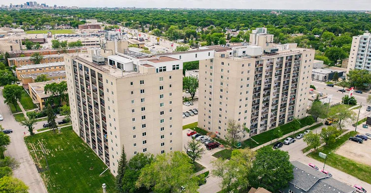 0504-220 Oakland Avenue, Winnipeg, MB, R2G 3G7