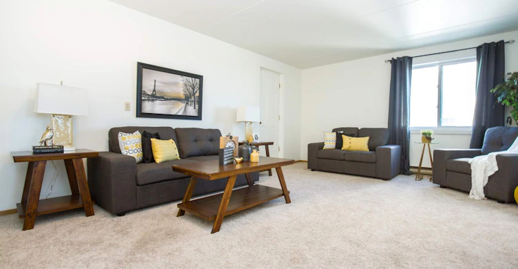 0504-220 Oakland Avenue, Winnipeg, MB, R2G 3G7 - 3