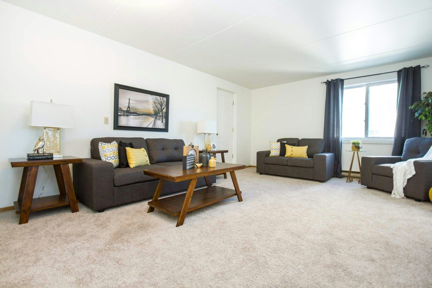 0611-220 Oakland Avenue, Winnipeg, MB, R2G 3G7 - 3
