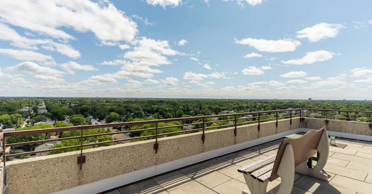 0534-210 Oakland Avenue, Winnipeg, MB, R2G 3G6 - 11