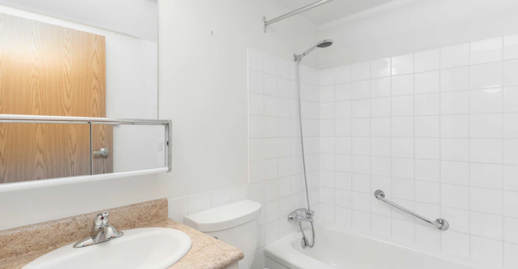 0534-210 Oakland Avenue, Winnipeg, MB, R2G 3G6 - 19