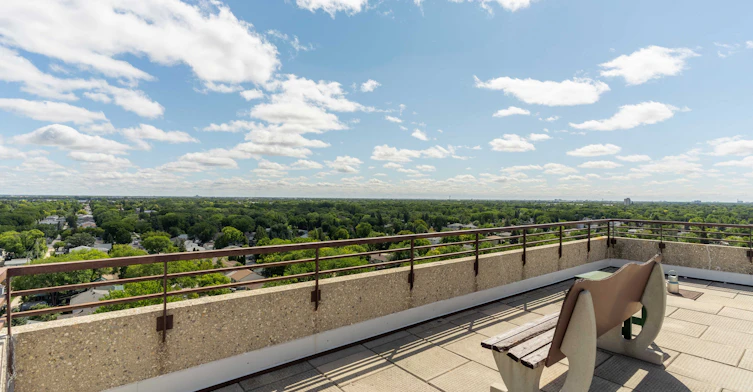 0622-210 Oakland Avenue, Winnipeg, MB, R2G 3G6 - 11