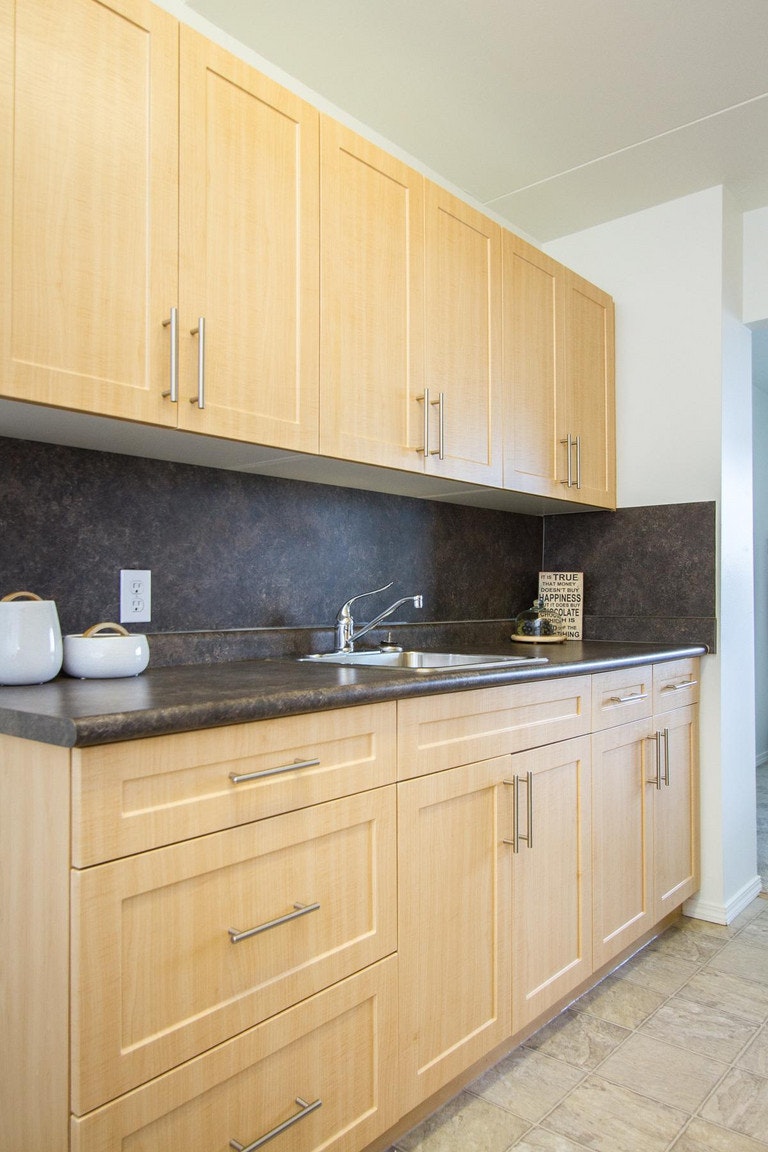 0519-1630 Henderson Highway, Winnipeg, MB, R2G 2B9 - 4