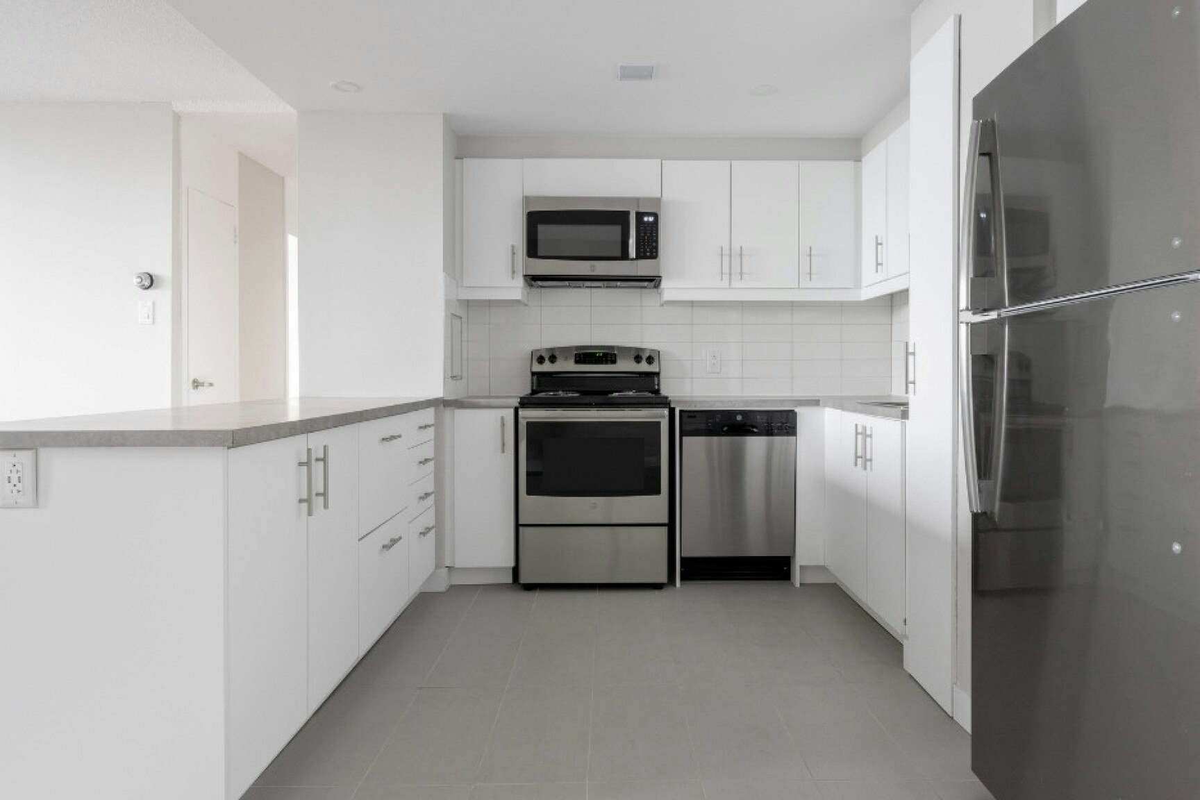38-4858 De La Côte Des Neiges Chemin, Montréal, QC, H3V 1G8 - 2