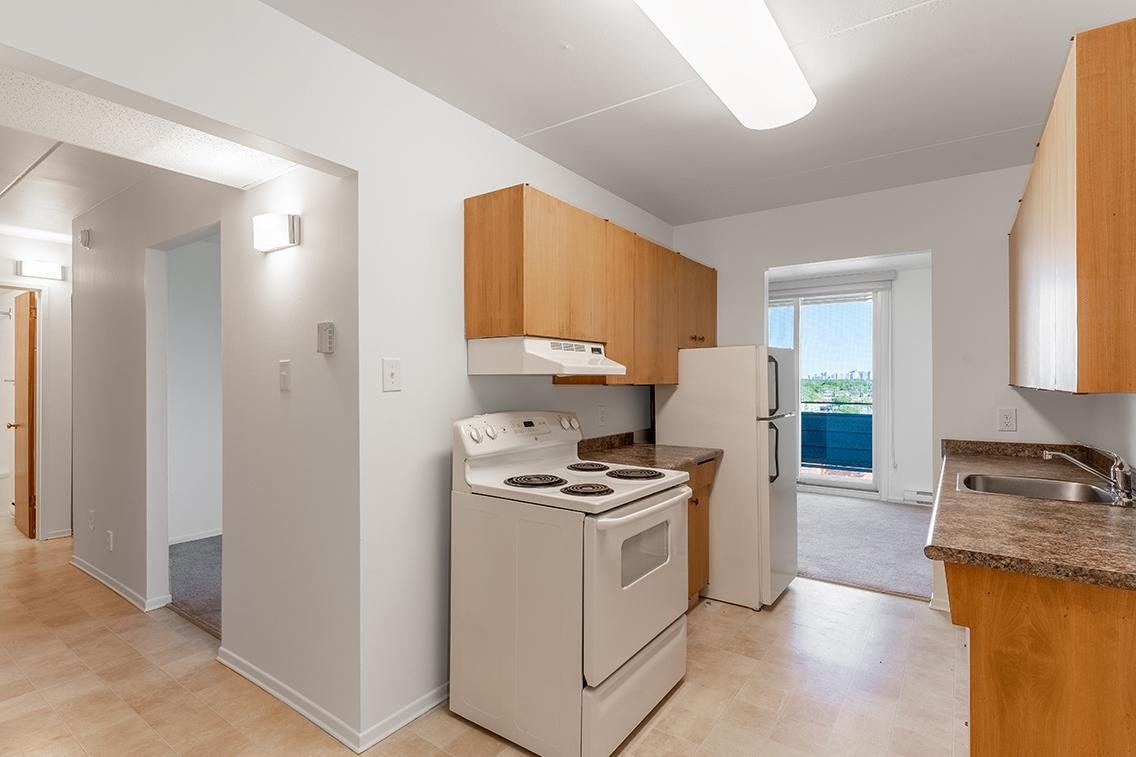0203-329 St. Anne's Road, Winnipeg, MB, R2M 3B2 - 5