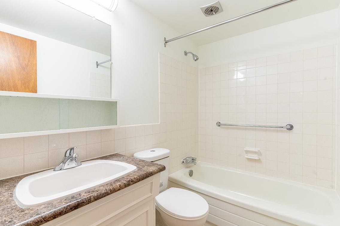 0203-329 St. Anne's Road, Winnipeg, MB, R2M 3B2 - 15