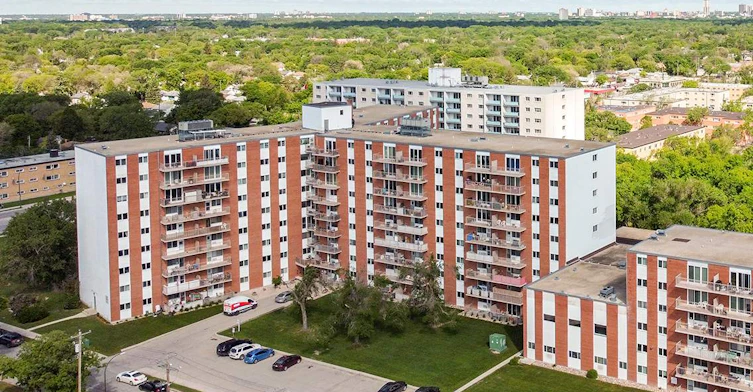0301-21 Clayton Drive, Winnipeg, MB, R2M 1G2