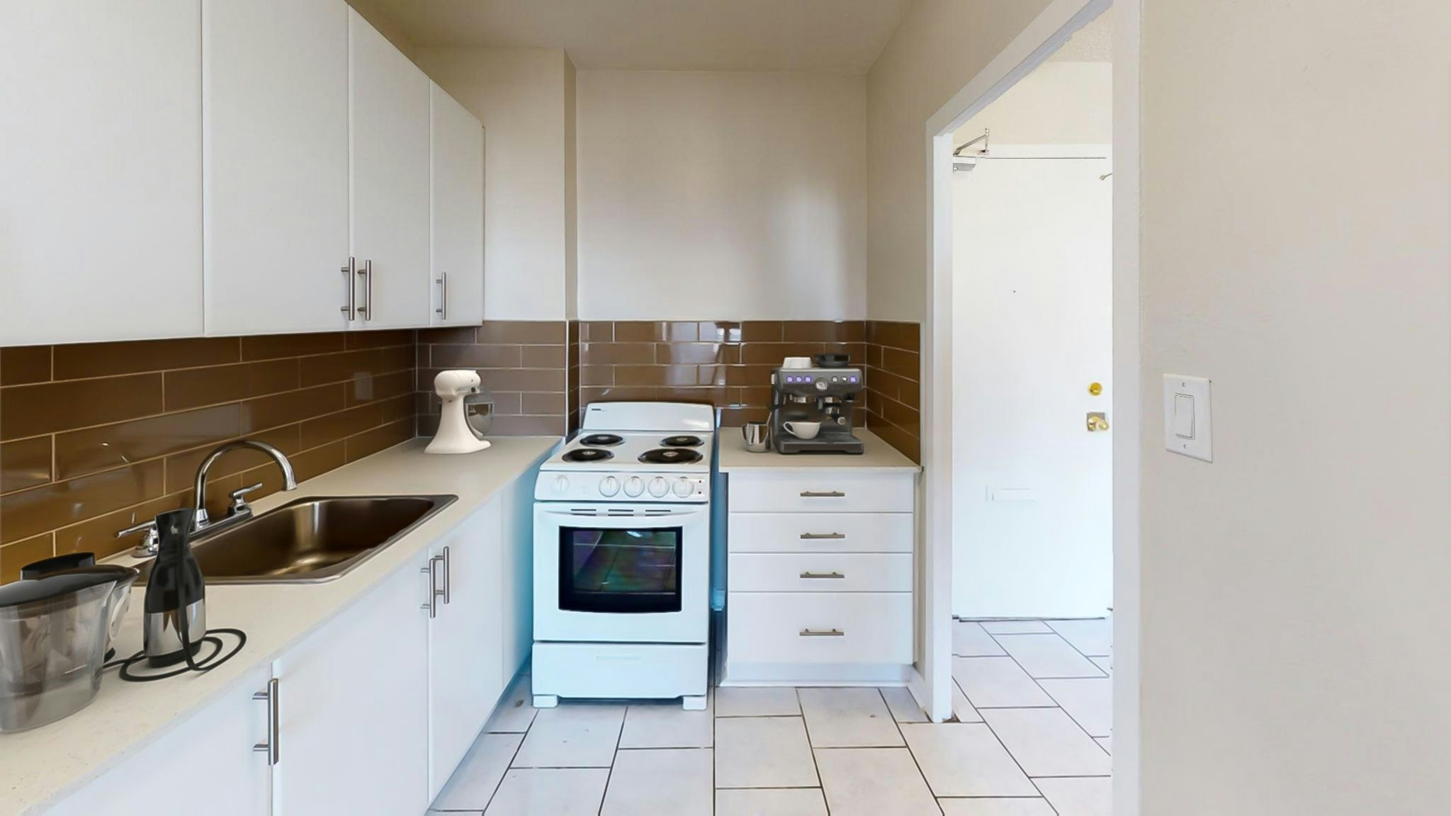 77 Howard Street, Toronto, ON, M4X 1J9