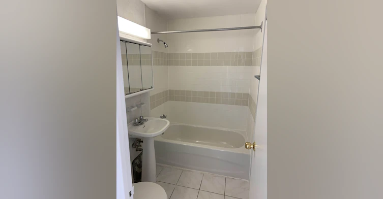 77 Howard Street, Toronto, ON, M4X 1J9 - 14